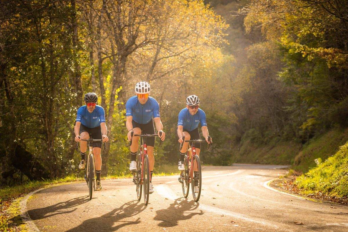 1 Ciclismo Asturias 57 El Coniu FotoVictorHelsing