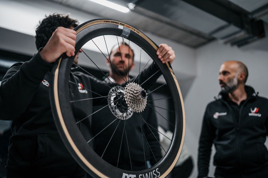Vittoria Corsa Pro V04619 coVittoria Corsa Proia.jVittoria Corsa Prog