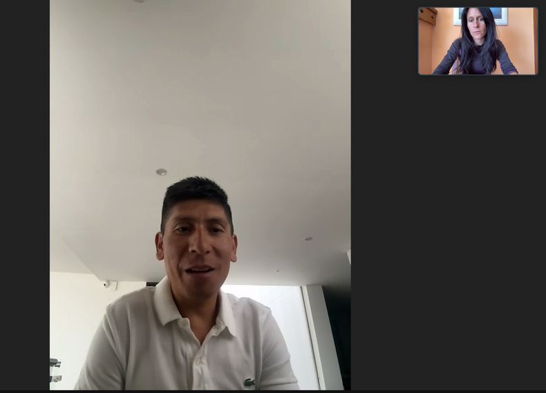 Nairo Quintana, en un momento de la entrevista con Ainara Hernando