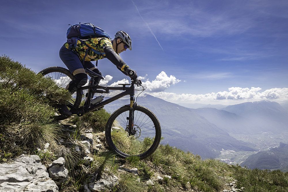 Cómo bajar más rápido y de forma eficaz con tu bici Cómo bajar más rápido y de forma eficaz con tu bici